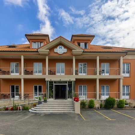 Villa De Llanes Εξωτερικό φωτογραφία