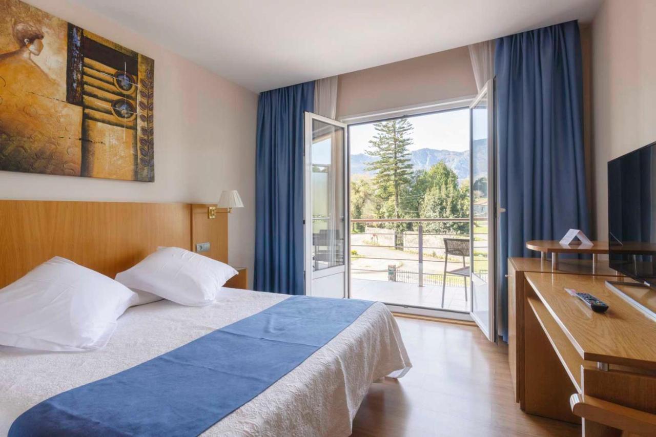 Villa De Llanes Εξωτερικό φωτογραφία